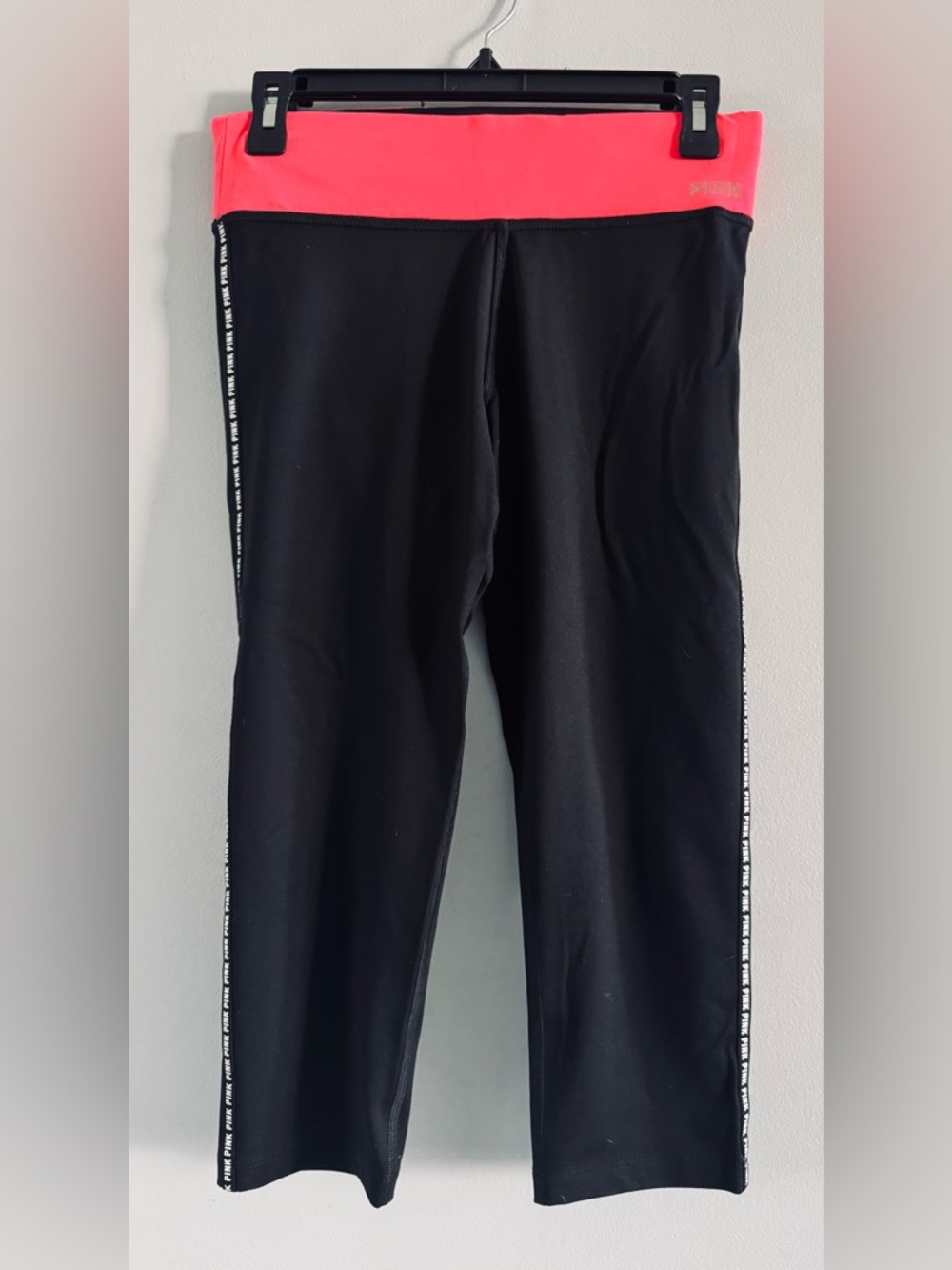 Victoria's Secret PINK Ultimate Yoga Capri  Leggings Small Black Pink Waist